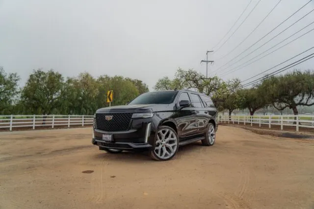 Cadillac Escalade Black Vinyl Wrap Front