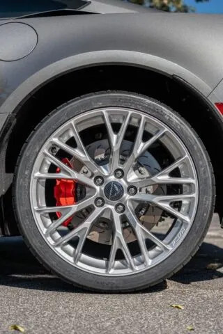 Corvette C7 Z06 Matte Grey PPF Rear Wheel Red Brake Caliper Detail