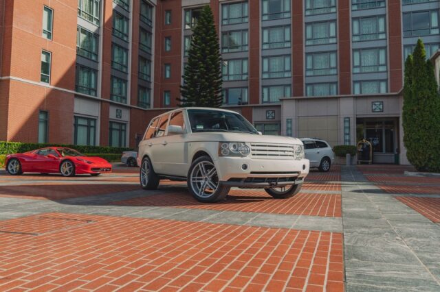 Range Rover L322 White Vinyl Wrap Custom Wheels Front 3Quarter Hotel, by Wrap Labs, Westlake Village